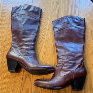 boc Rich Brown Heeled Boots